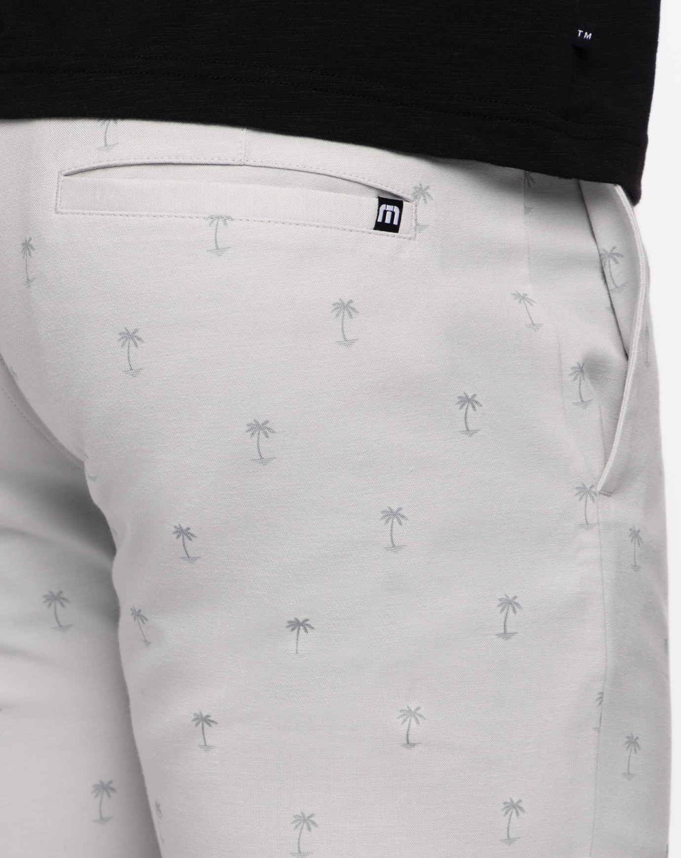 RESORT TO THIS SHORT Image Thumbnail 4