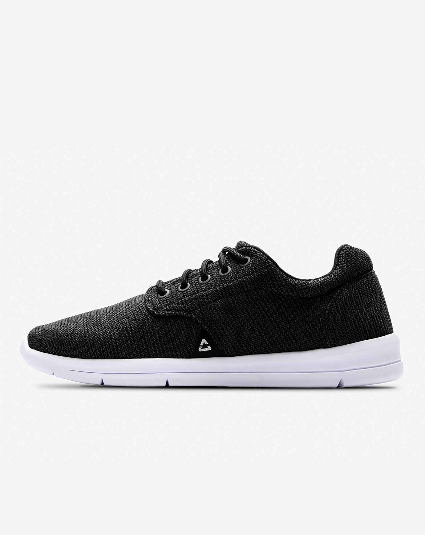 THE DAILY KNIT SHOE 1