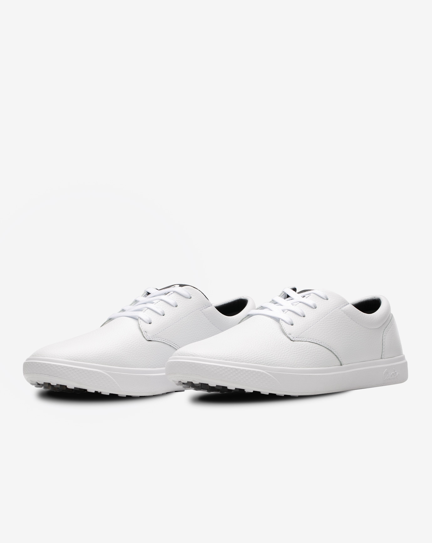 THE WILDCARD LEATHER SPIKELESS GOLF SHOE TravisMathew Clothing