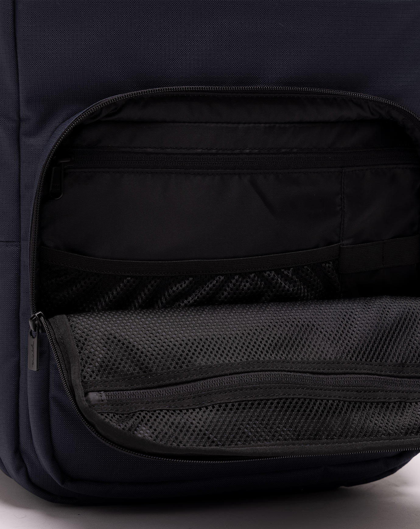 1ST CLASS BACKPACK Image Thumbnail 4
