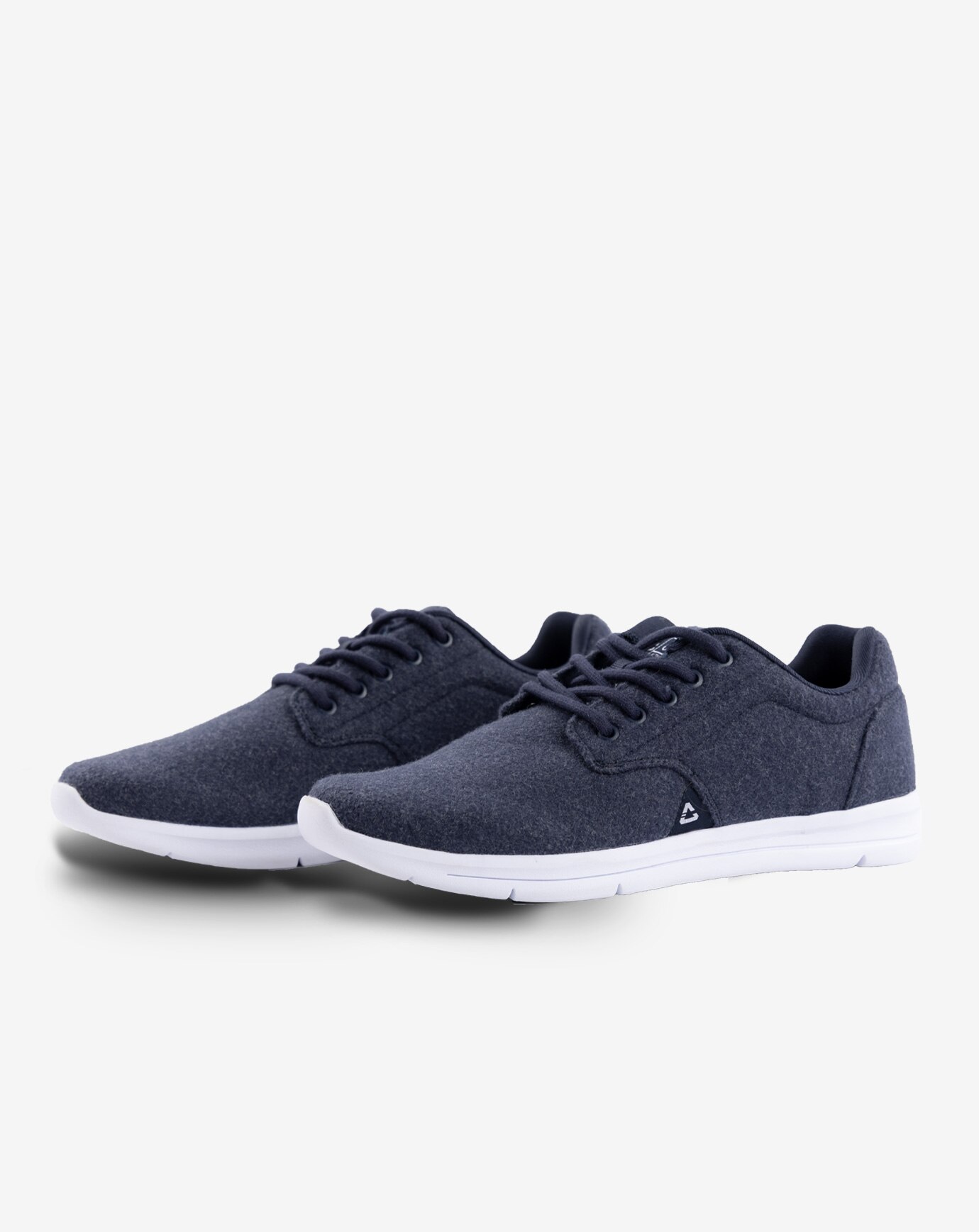 THE DAILY WOOL SHOE TravisMathew Clothing