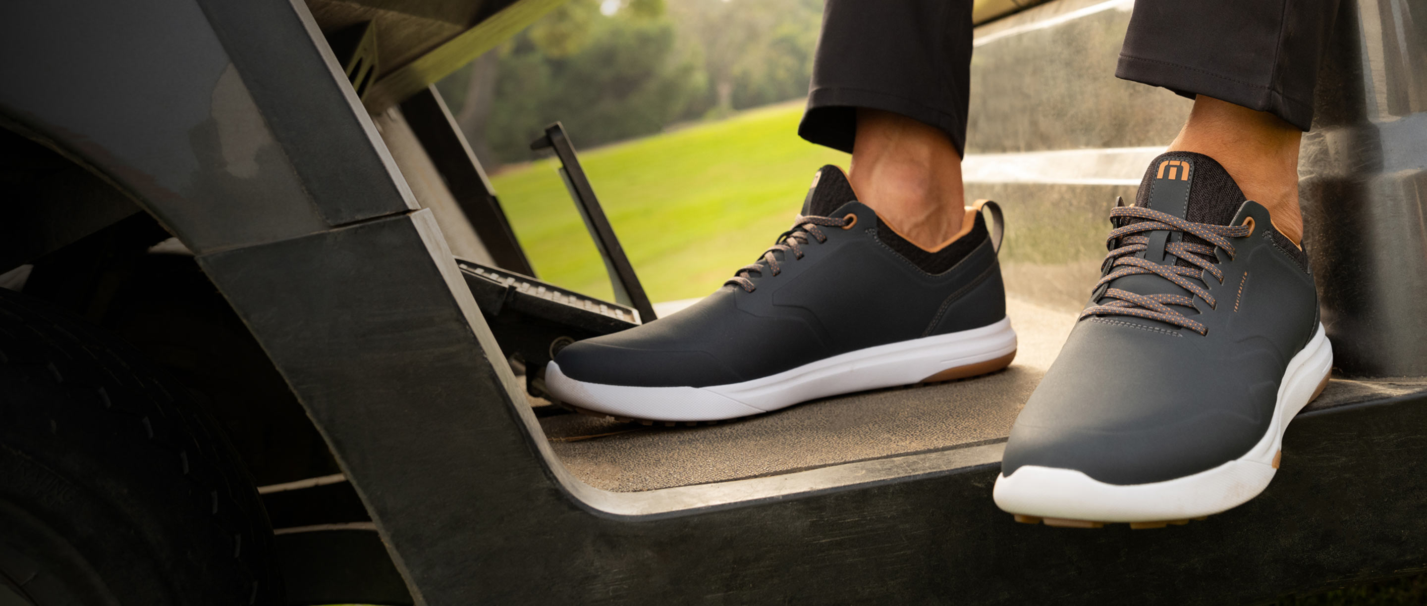 Our New Waterproof Spikeless Golf Shoe
