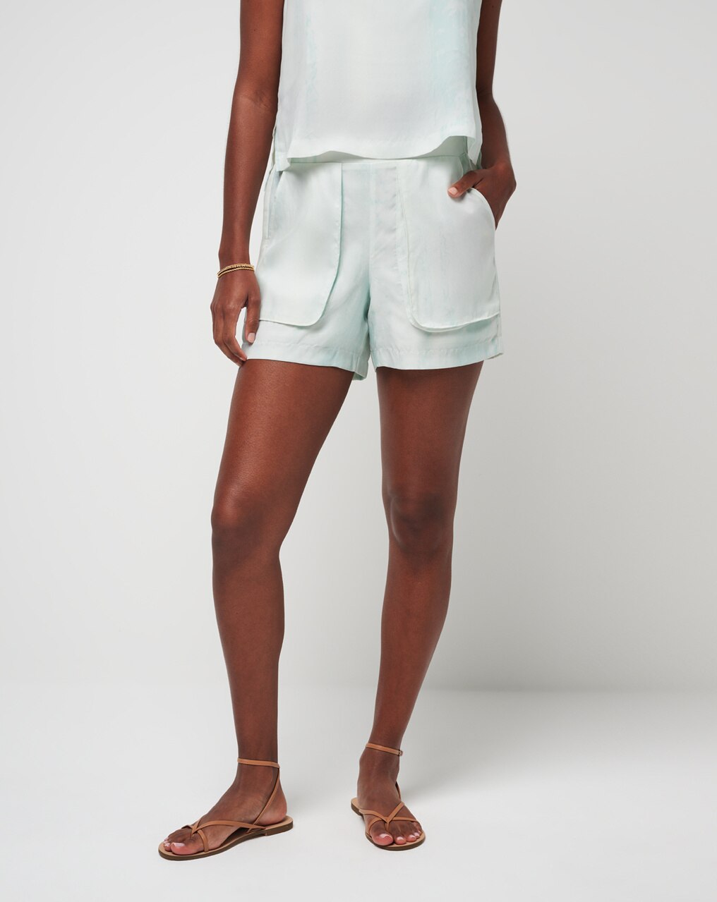 TROPIC WINDS SHORT 0