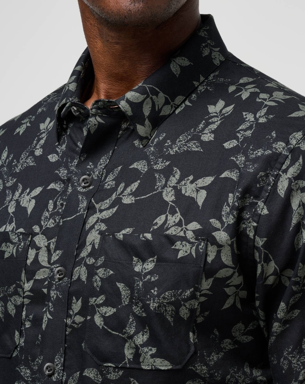 SEARCHLIGHT BUTTON-UP 0