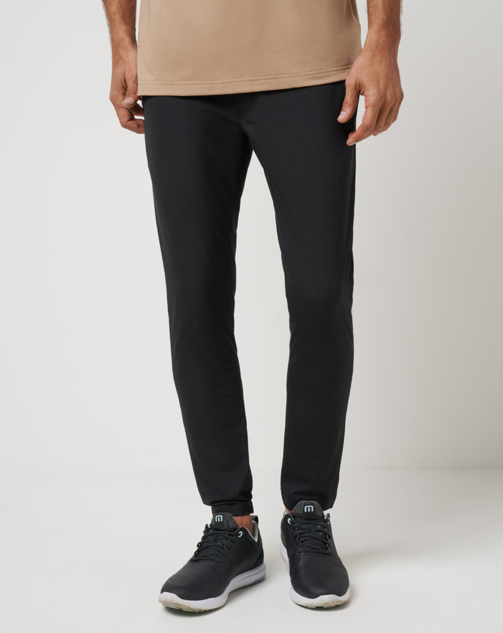 OPEN TO CLOSE JOGGER 0
