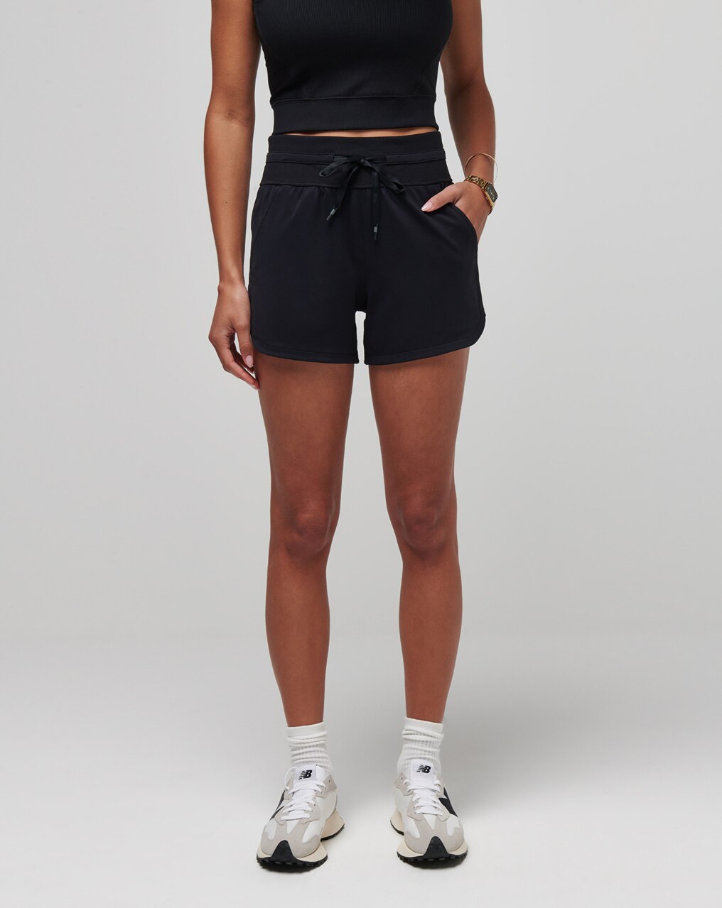 MOVEKNIT TIE SHORT 1