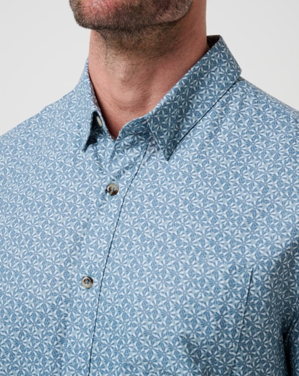 TECHWOVEN COUNTRY MILE BUTTON-UP Image Thumbnail 3