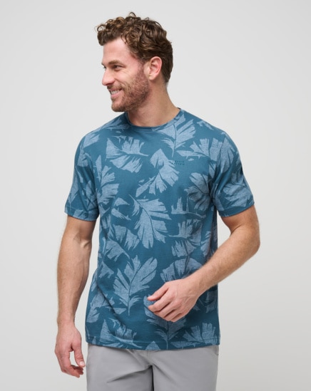 TRAVEL TIP TEE Image Thumbnail 0