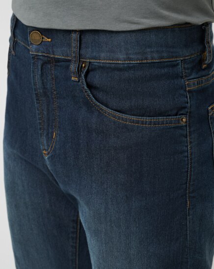LEGACY FEATHERWEIGHT JEANS Image Thumbnail 4