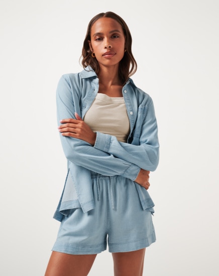 CHAMBRAY BUTTON DOWN LONG SLEEVE Image Thumbnail 4