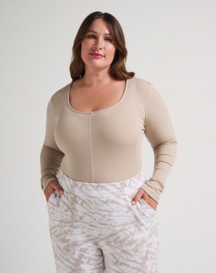SUN SEASON CLOUD RIBBED TOP Image Thumbnail 4